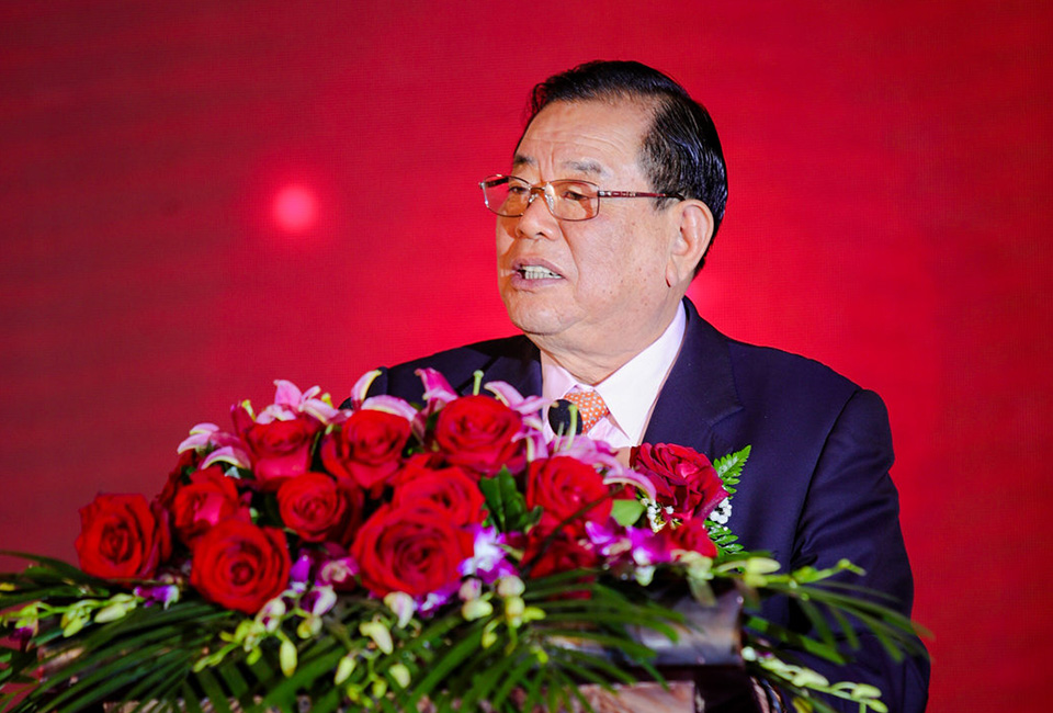 德業(yè)人將用心堅守使命,<br>為實(shí)現夢(mèng)想不懼櫛風(fēng)沐雨、砥礪前行。